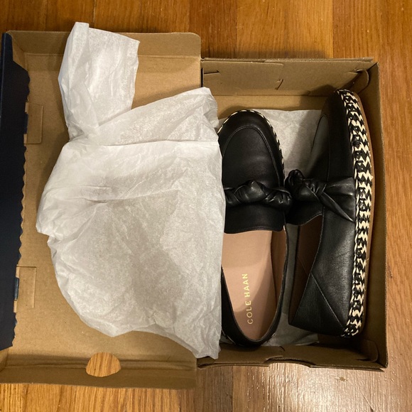 NIB Cole Haan Espadrille loafers, black 6.5 - Picture 4 of 4